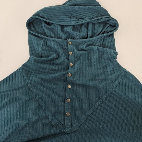 Free People Movement Blissed Out Rib Mock Neck Henley Hoodie in Teal Size Small - Picture 11 of 15